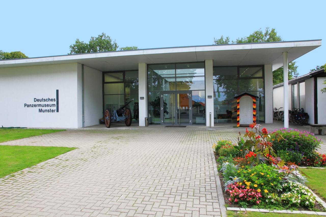Residenzia Hotel Grenadier Munster im Heidekreis Luaran gambar
